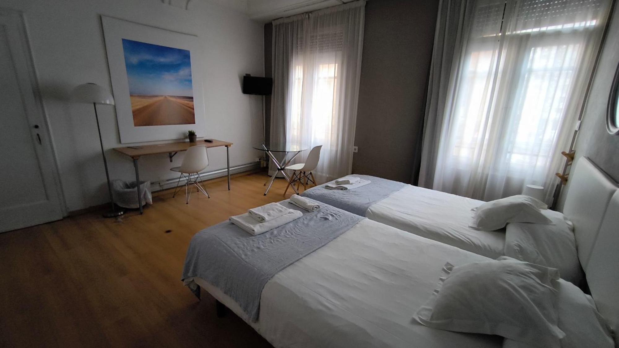 7 Moons B&B Walencja Zewnętrze zdjęcie
