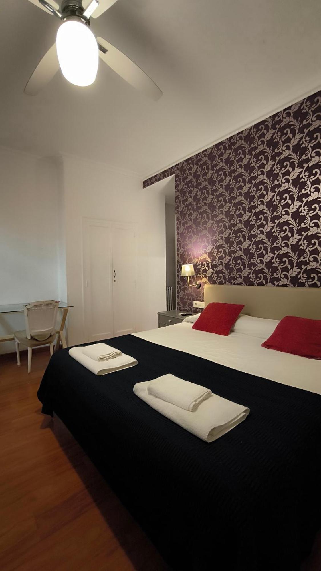7 Moons B&B Walencja Zewnętrze zdjęcie
