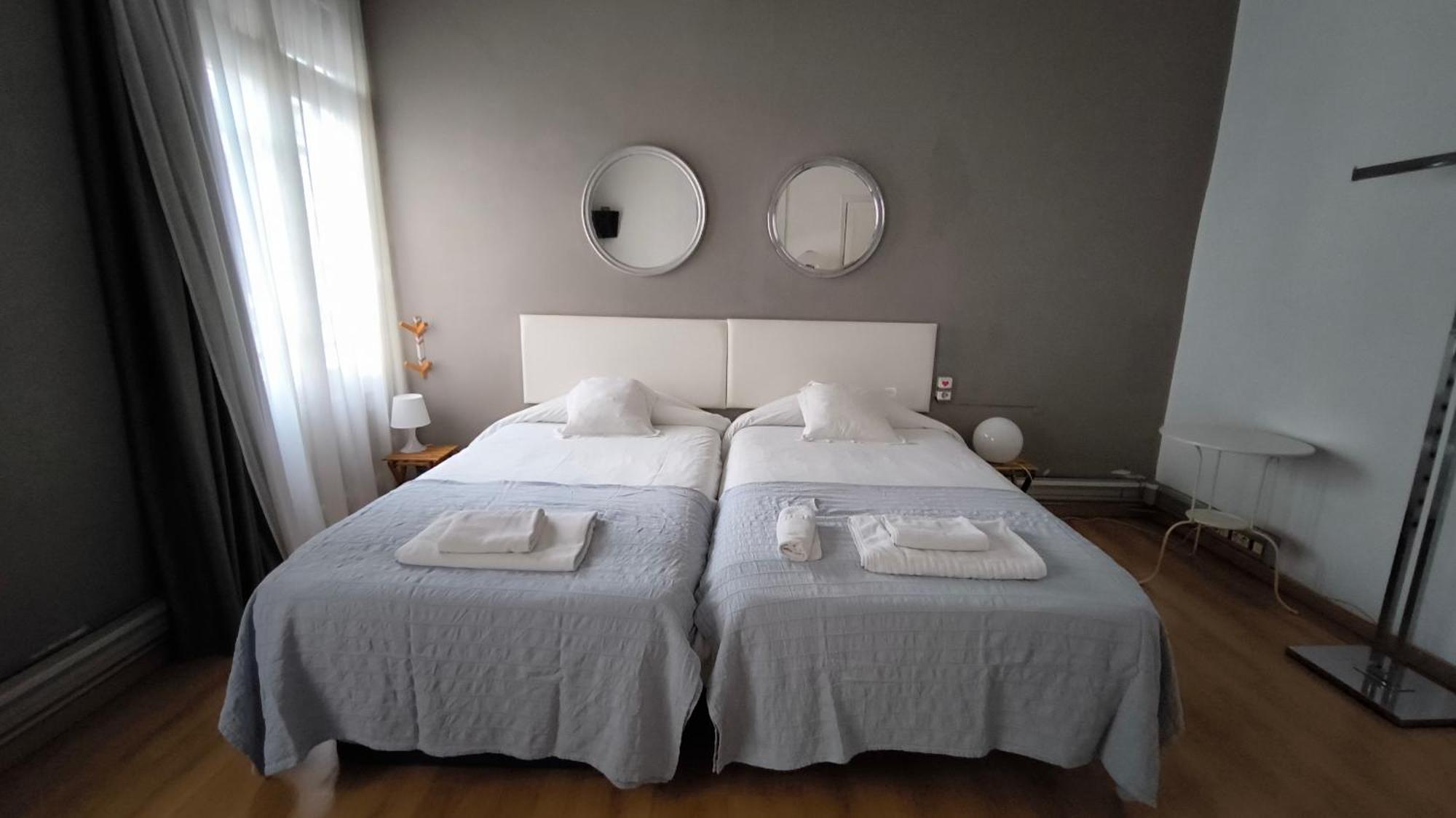 7 Moons B&B Walencja Zewnętrze zdjęcie