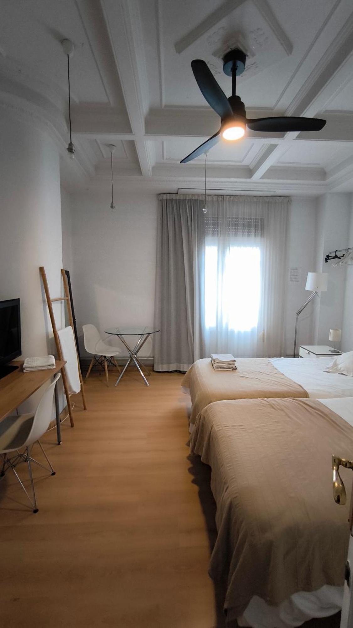 7 Moons B&B Walencja Zewnętrze zdjęcie