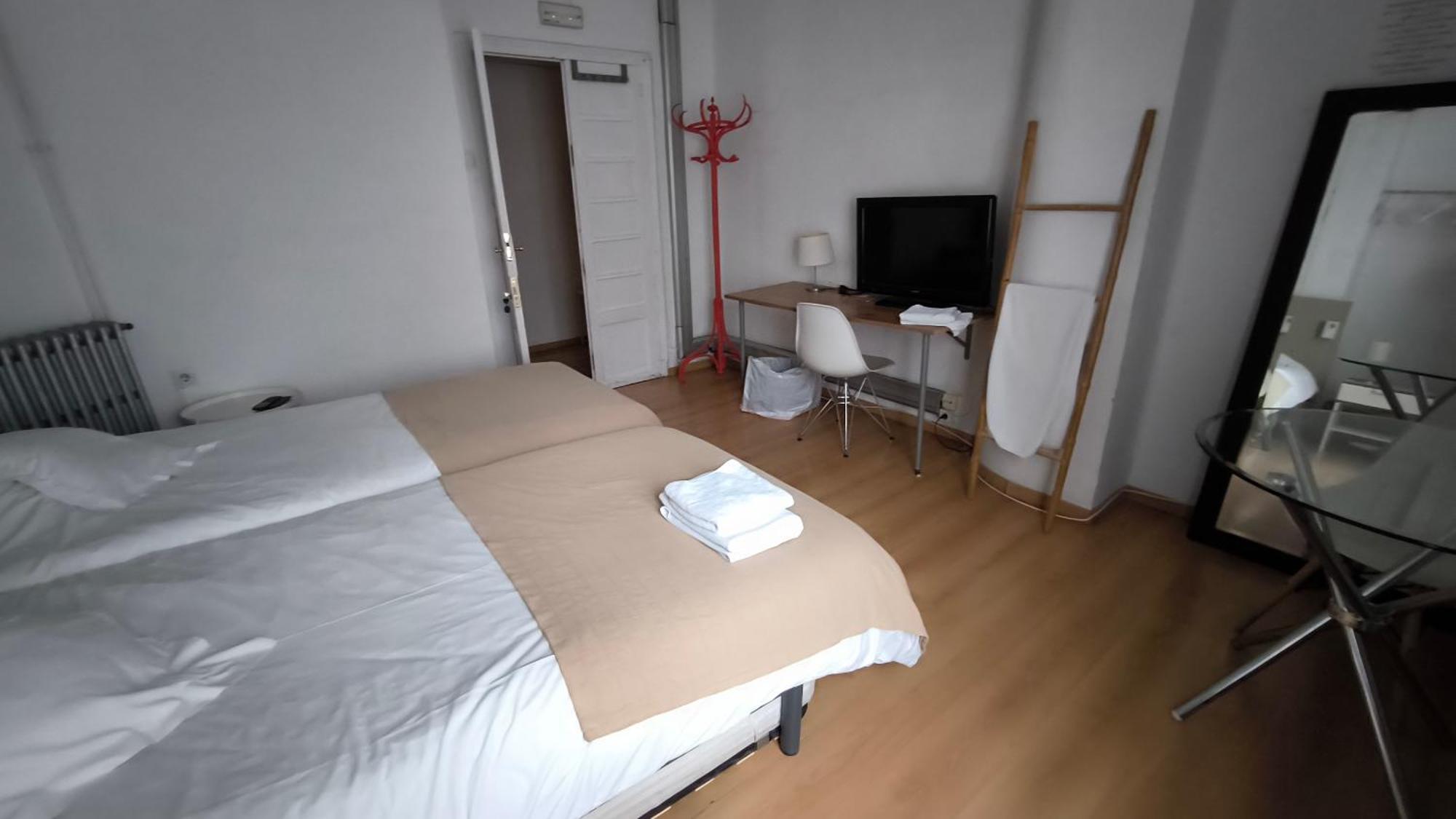 7 Moons B&B Walencja Zewnętrze zdjęcie